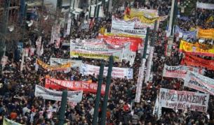 Така изглеждаше Атина по време на общата стачка на 11 март