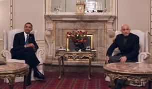Президентите Обама и Карзай по време на срещата им в Кабул