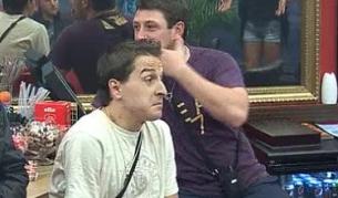 Давид не знае как да реагира на появата на Николай