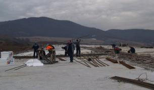 "Дойче веле": Кризата вече не е само икономическа