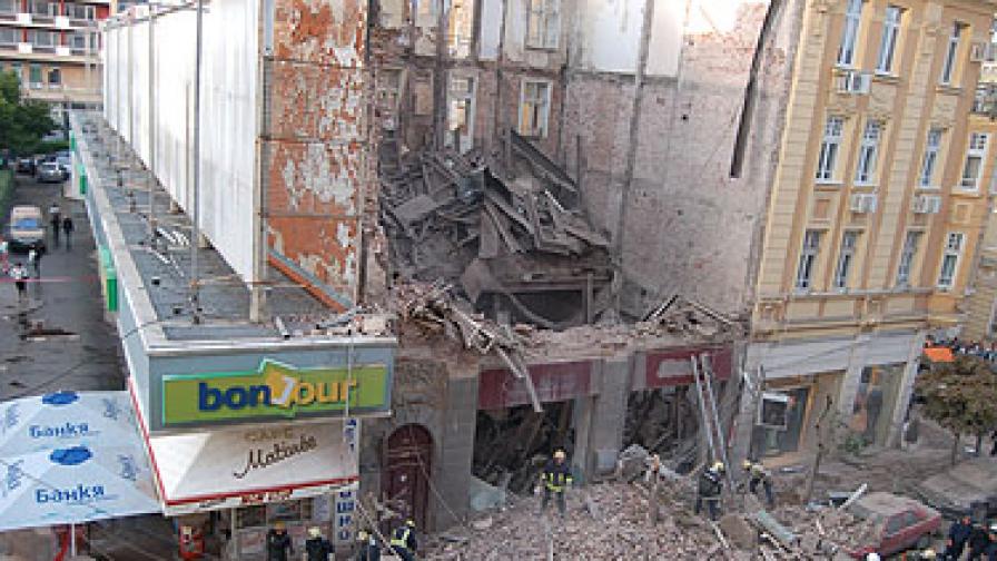 "Сега": Нямало виновен за рухналата сграда на "Алабин"