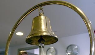 Звънчето, с което започва и свършва търговията на фондовата борса