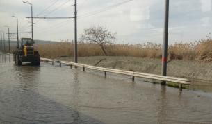 Редвно се новоднява пътят до бургаския квартал "Меден рудник"