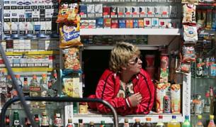 Продажбите на дребно в ЕС растат, у нас падат