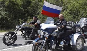 Путин на "Харли Дейвидсън" в Украйна