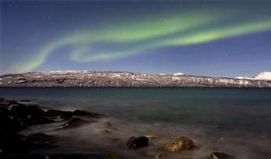 Очаква се да се получи зрелищно цветно светлинно шоу, видимо за жителите на север от 41-вия паралел, подобно на Северното сияние