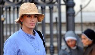 Джулия Робъртс по време на снимките в Италия...