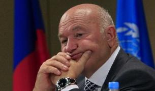 Руският президент Дмитрий Медведев ще избира между четирима кандидати заместник на уволнения кмет на Москва Юрий Лужков (на снимката)