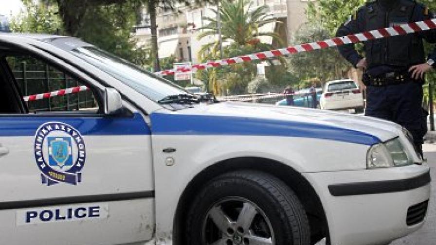В Гърция откраднаха камион с имигранти от полицаи