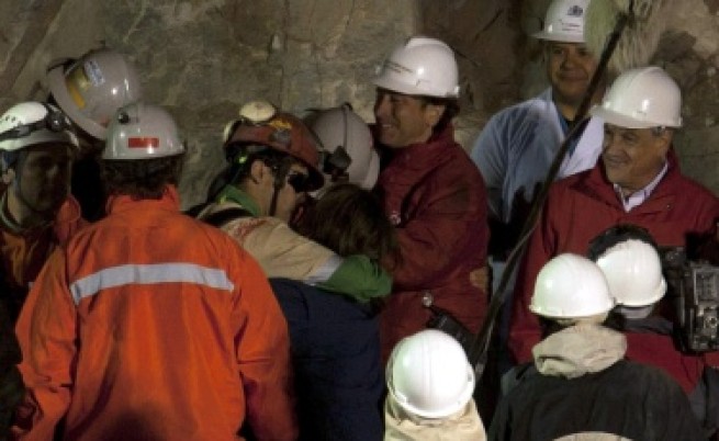 Чили: Над половината от миньорите вече са на повърхността