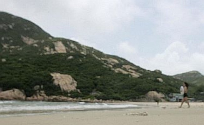 История а ла Робинзон Крузо с трима тинейджъри