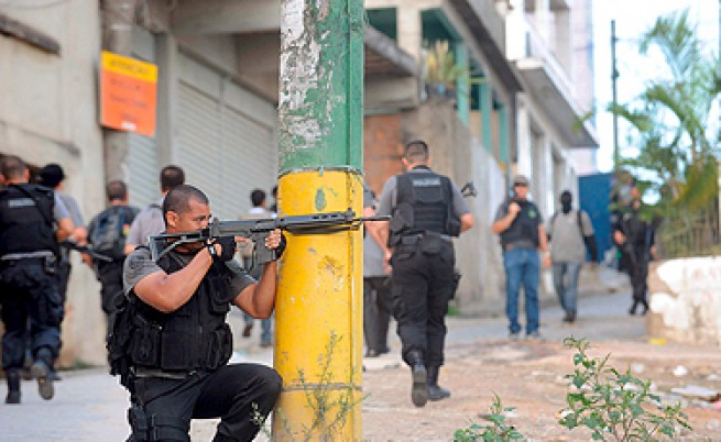 В Рио полицията превзе бастиона на наркотрафикантите