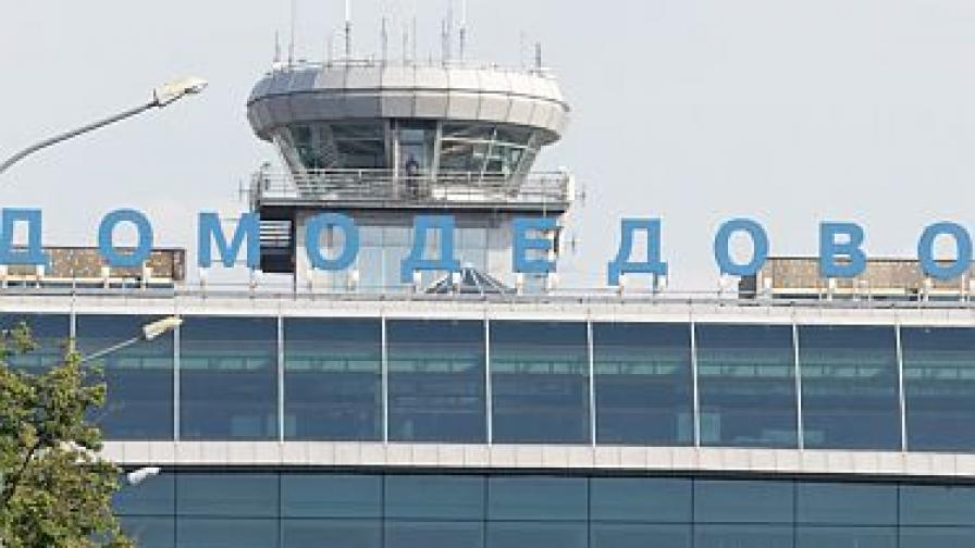 Заради дъжда спря най-голямото летище в Москва