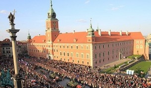Сто хиляди души присъстваха на опелото на загиналия полски президент Лех Качински
