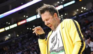 След раздялата актьорът подивя и често беше снимак на партита