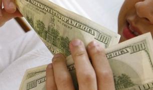 Крият ли съпрузите парите си?