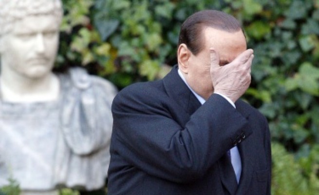 Съветват Берлускони да замени жените с марки