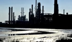 И правото да замърсяваш - на черния пазар