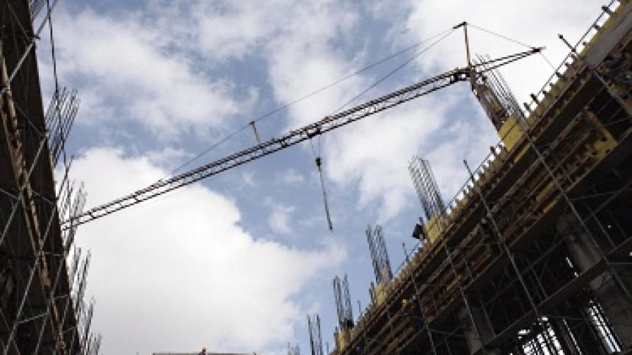 ЦИР: Икономиката се възстановява бавно