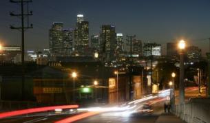 Лос Анджелис през нощта