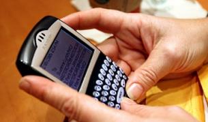 Брюксел ни смъмри заради мобилния интернет