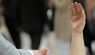 Създадоха илюзия за трета ръка