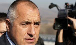 Премиерът осъди бесенето на кучета