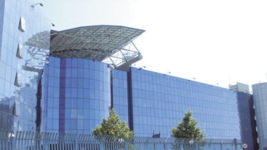 Сградата на "Ръководство въздушно движение" (РВД) на летище София