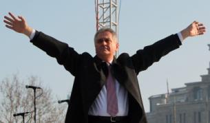 Томислав Николич на митинг в Белград