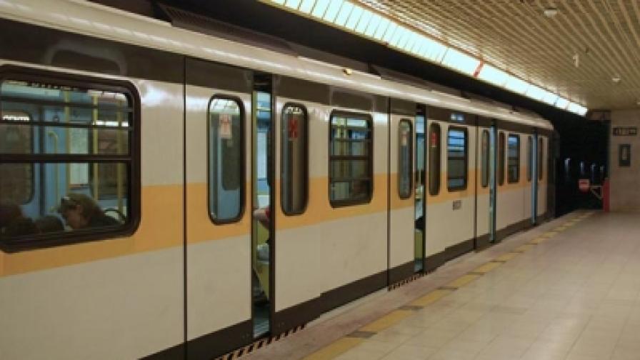 В метрото на Милано