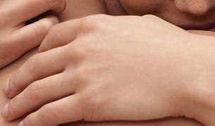 Мъртвата ни кожа почиства въздуха у дома