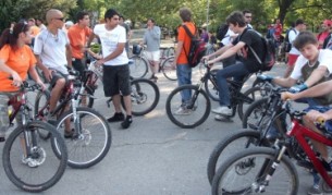 Велошествие затваря центъра на София