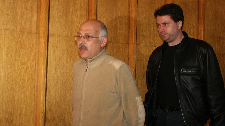 Шефът на Център "Съдебна медицина" към Александровска болница доц. Станислав Христов бе задържан през 2008 г.
