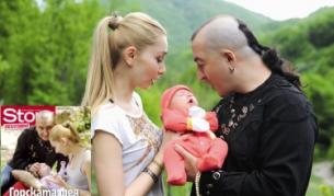 Дъщеричката на Дони и Нети позира за корица 