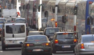 "Ню Йорк таймс": Как Европа притиска шофьорите 