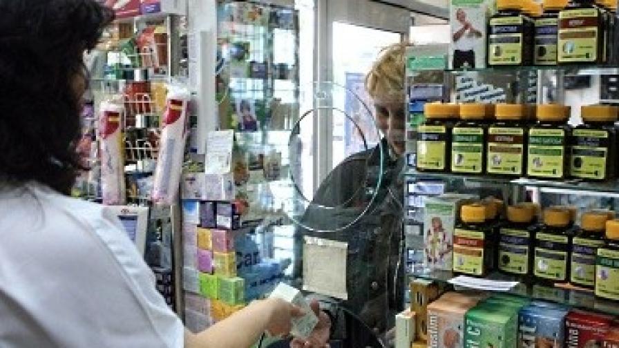 Парламентът запази изискването за магистър-фармацевт в аптеките