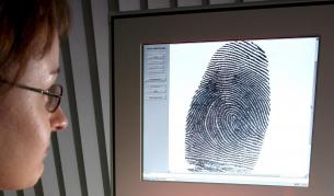Защо някои нямат пръстови отпечатъци
