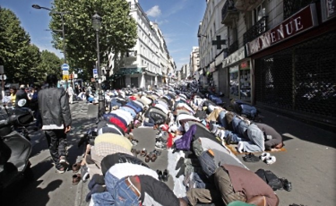 Два пъти повече мюсюлмански храмове във Франция за 20 години