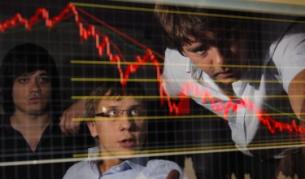 Руснаците се втурнаха да купуват долари