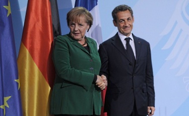 Меркел и Саркози обещаха решение на дълговата криза до края на месеца