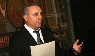 Христо Стоичков при получаване на консулския си патент