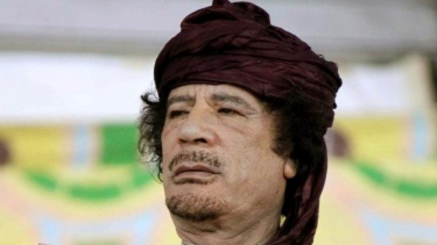 Защо е по-добре Кадафи да е мъртъв, отколкото жив