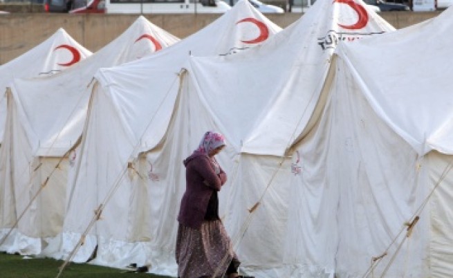 Мародери грабят помощите в Турция