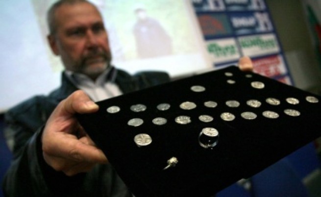 Откриха съкровище на Иван Шишман край София Откриха съкровище на Иван Шишман край София