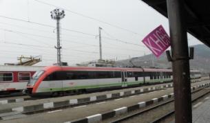 Железничарите ще преговарят с транспортния министър