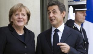 Никола Саркози посреща Ангела Меркел в Елисейския дворец