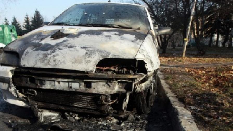 Пак подпалени коли в София, но с различен почерк