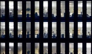 Всяка трета фирма мисли за съкращения през 2012 г.