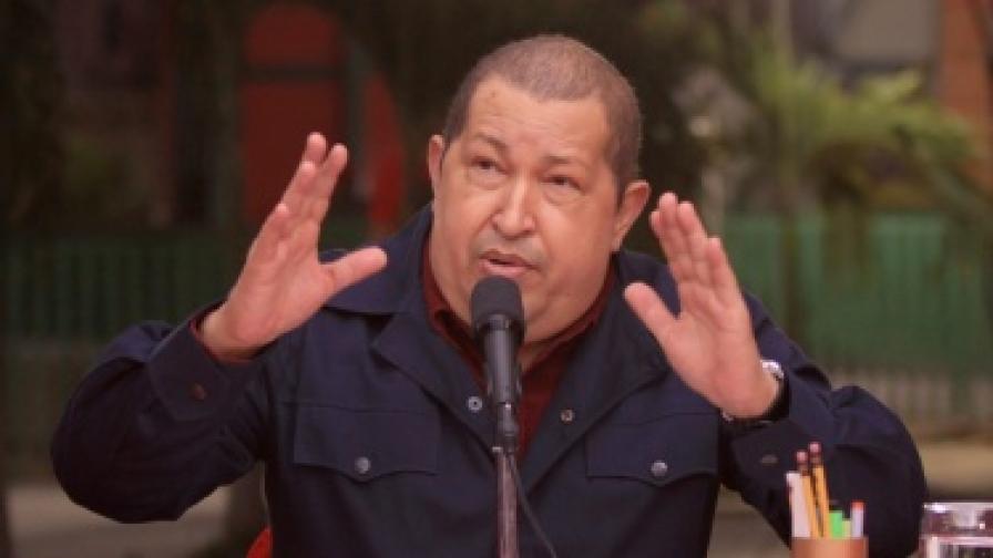 Чавес: Някой ни заразява с рак