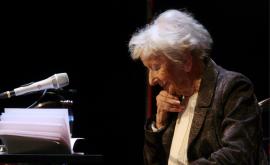  Вислава Шимборска 